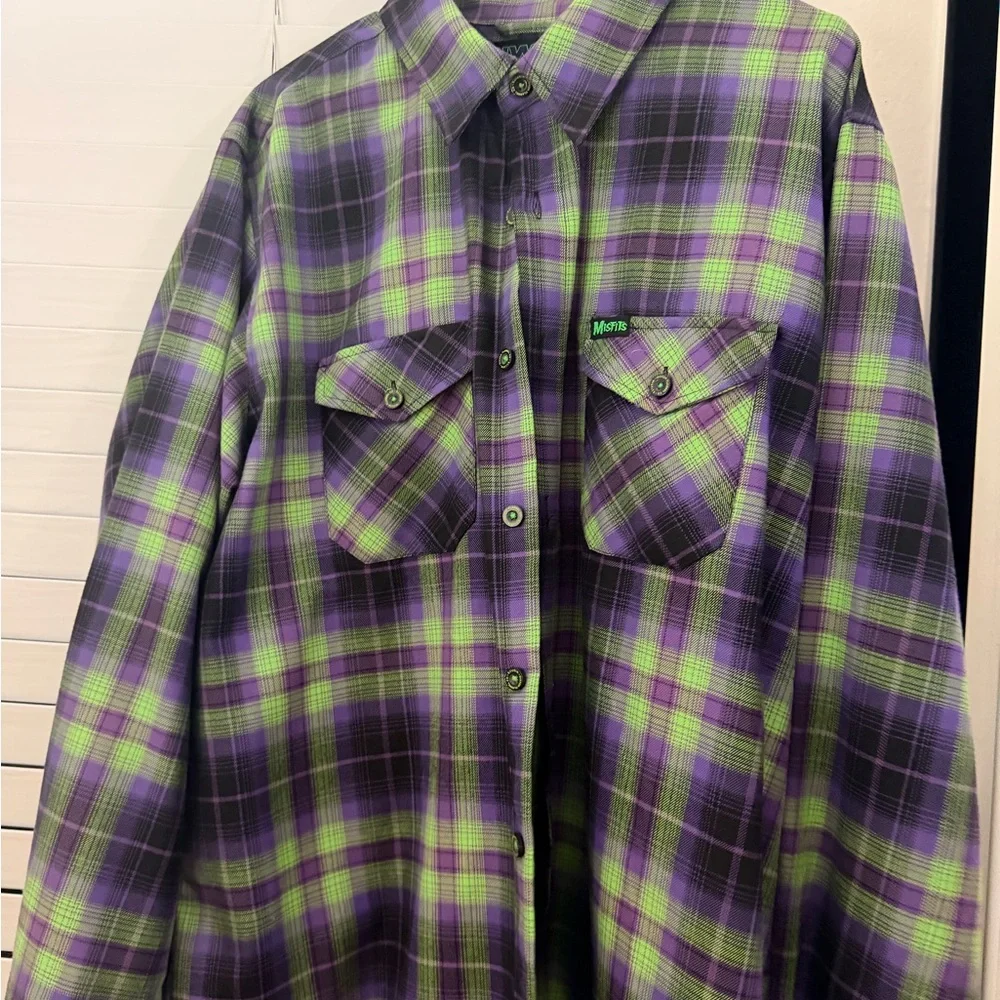 DIXXON Purple and Green Plaid Casual Button Down Shirt - Picture 2 of 2